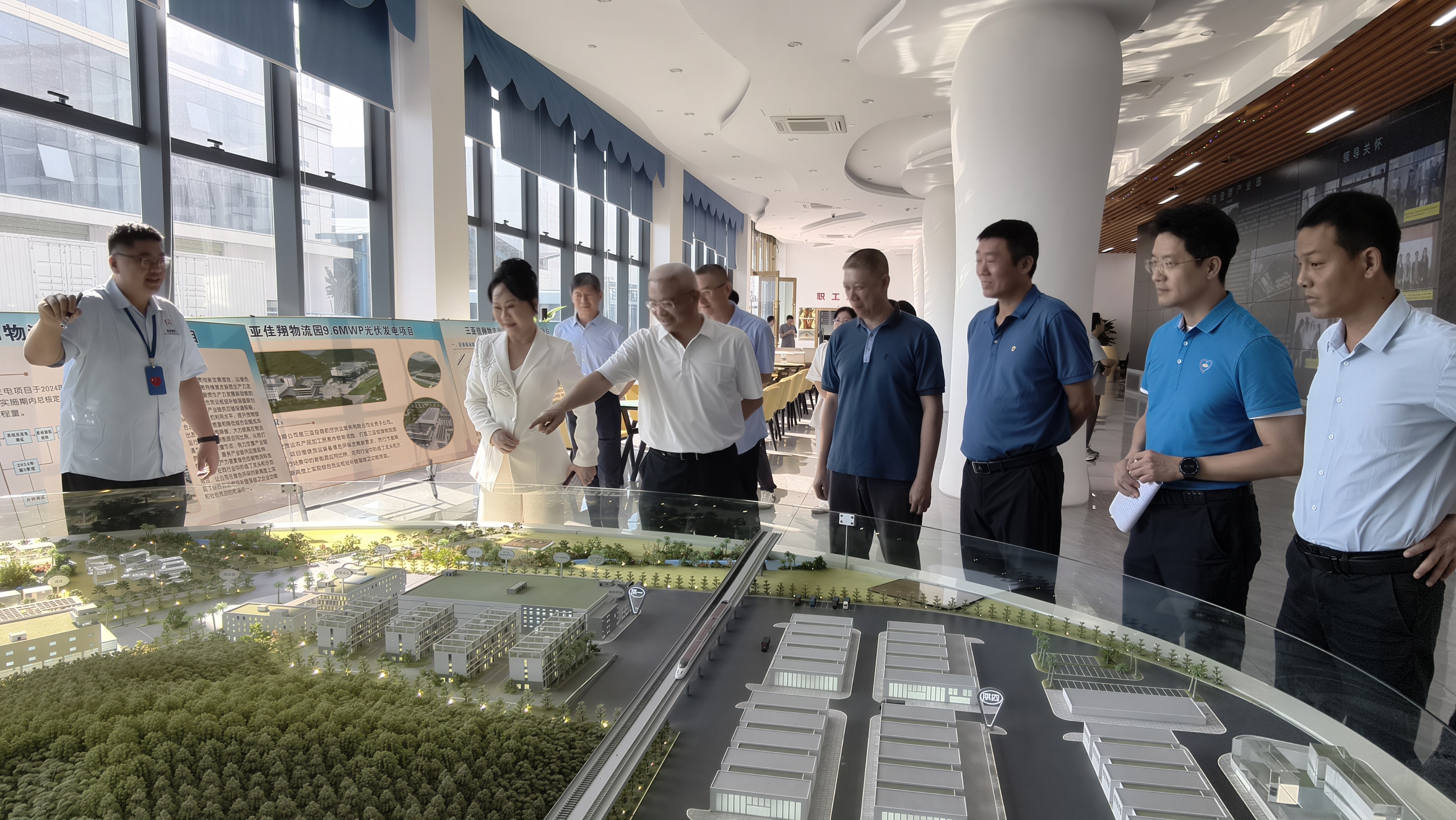 省政协副主席袁光平带队赴三亚开展重点提案督办调研